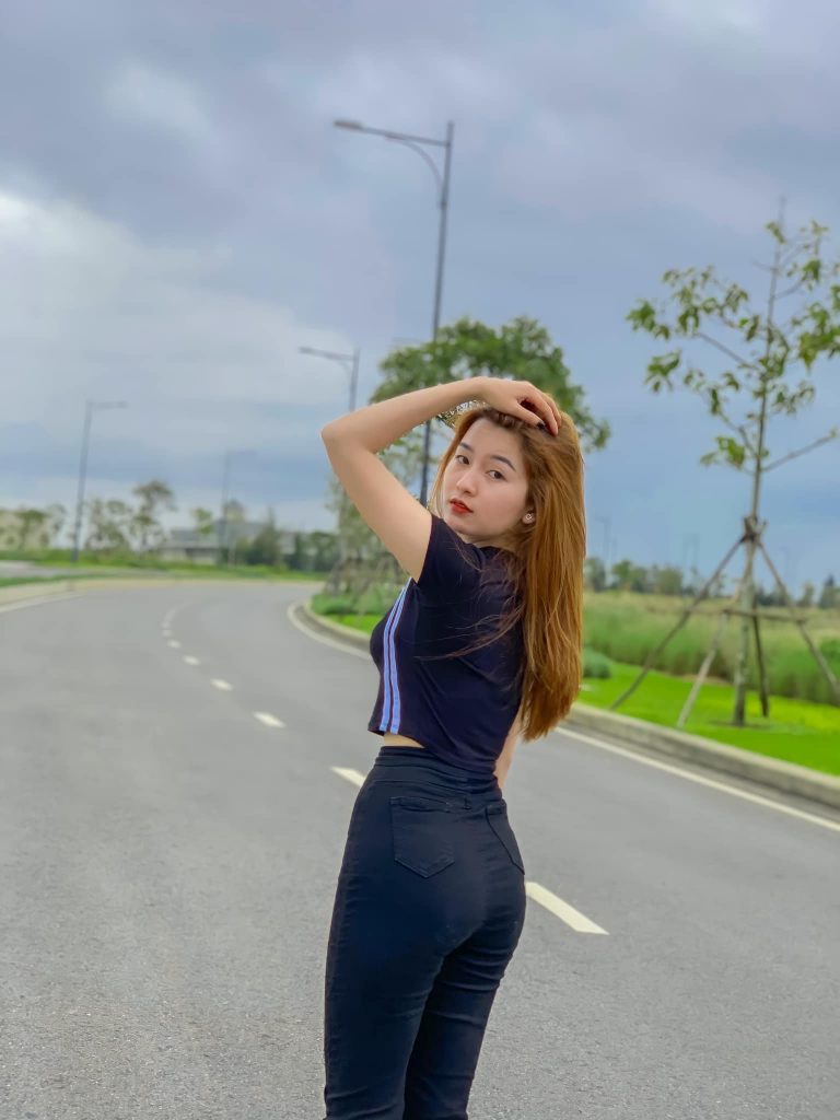 Gai Bikini Đẹp Khám Phá Vẻ Đẹp Quyến Rũ Và Phong Cách Tự Tin Mùa Hè
