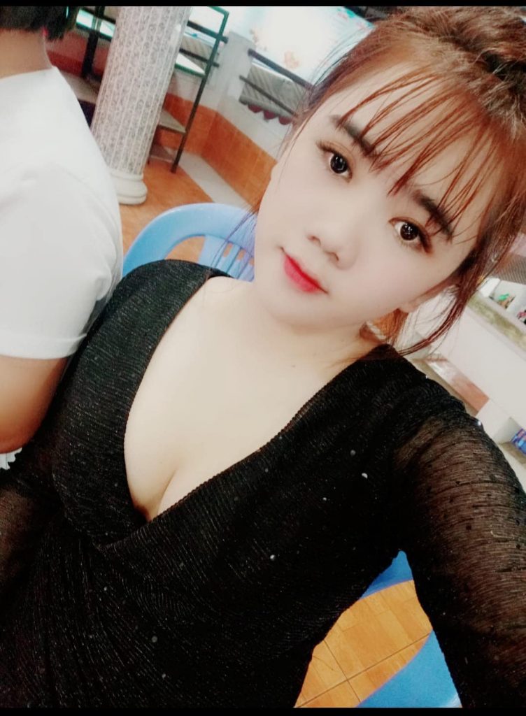 Gái Đẹp Hở Vẻ Đẹp Quyến Rũ Từ Hình Ảnh Đến Cảm Xúc